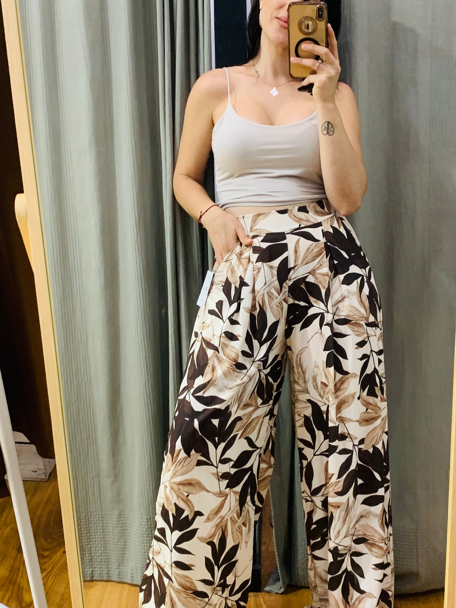 Pantalón tropical marron