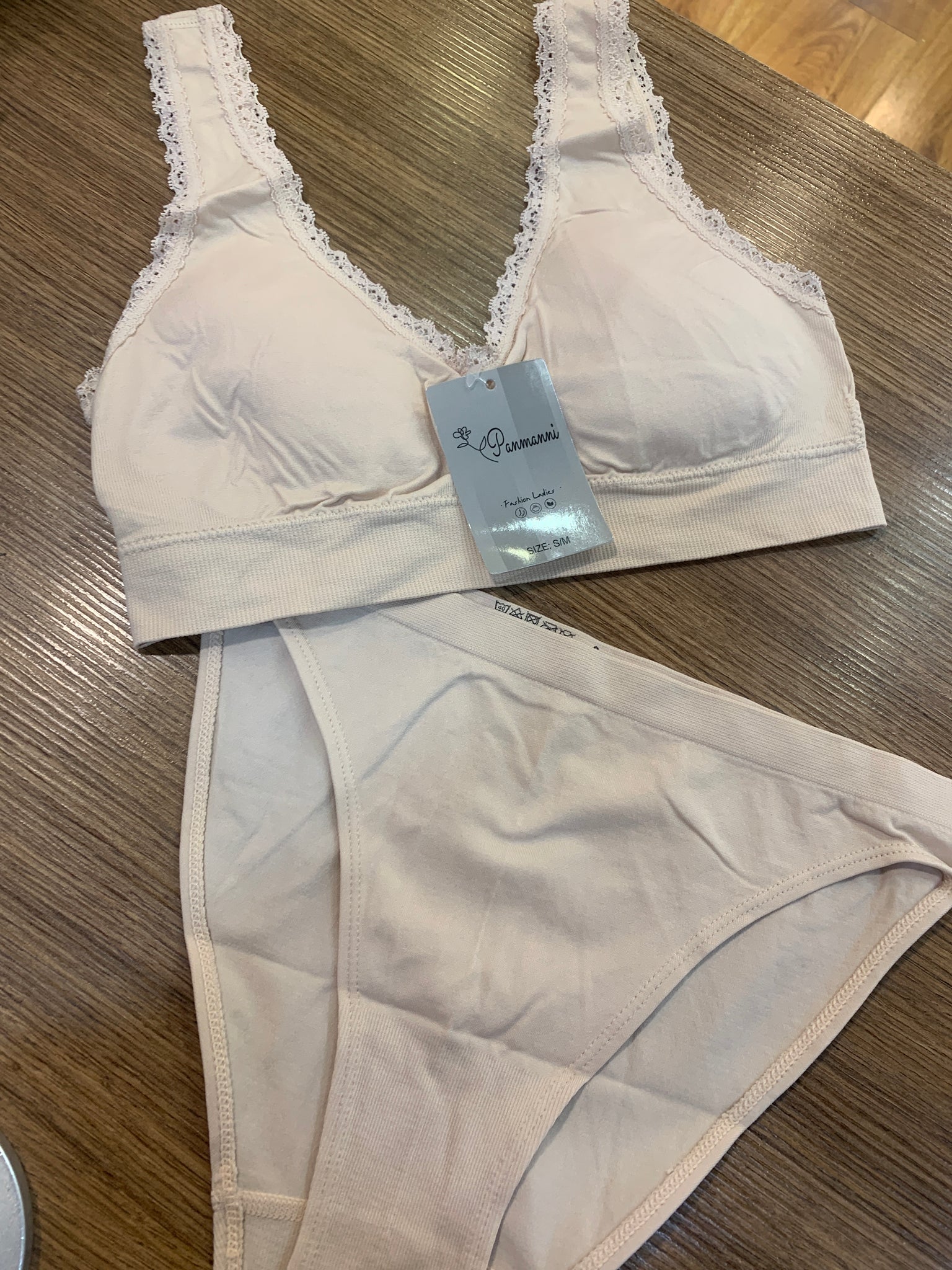 Conjunto beig S equivale 36
