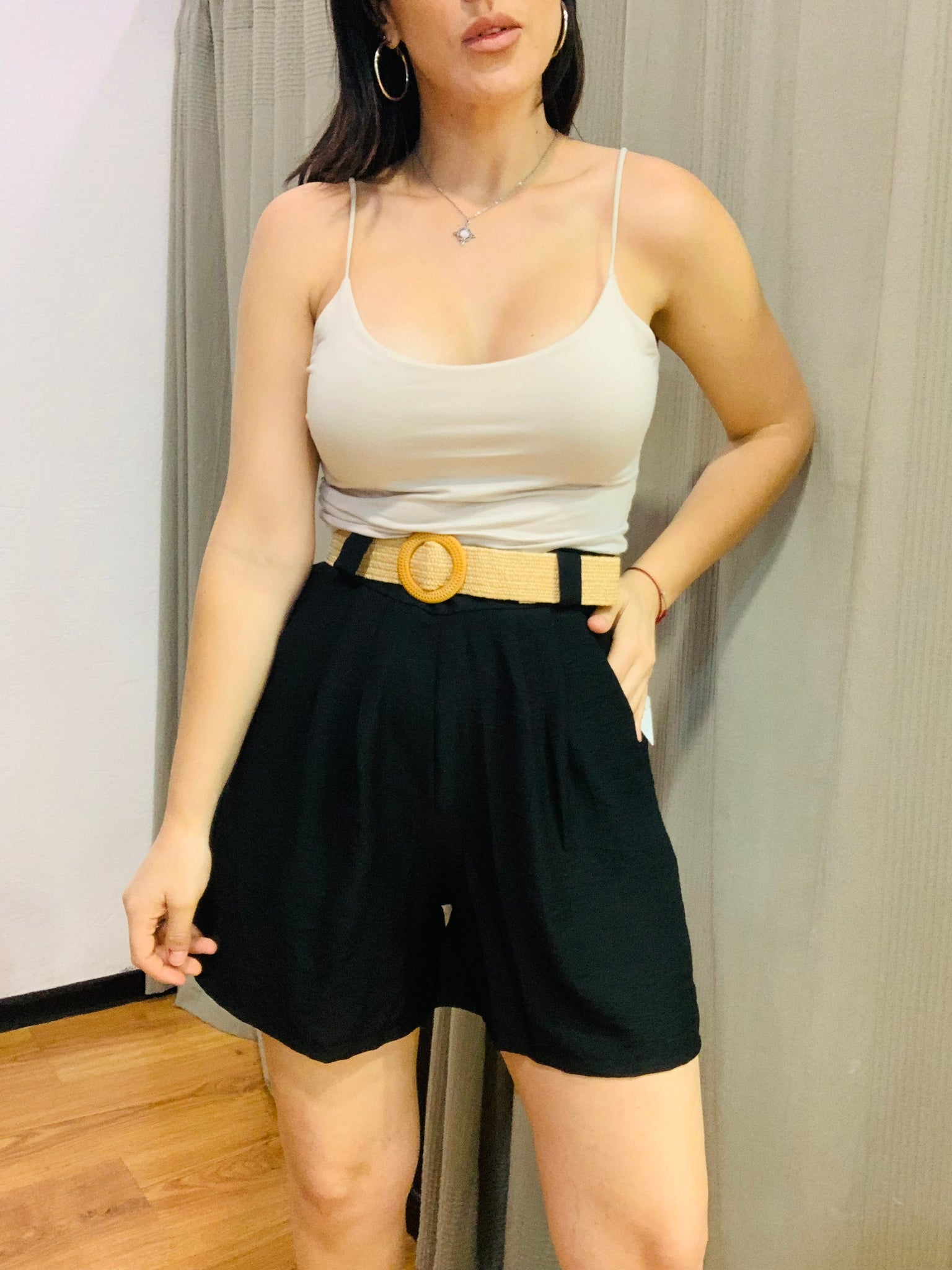 Short basic negro cinturón